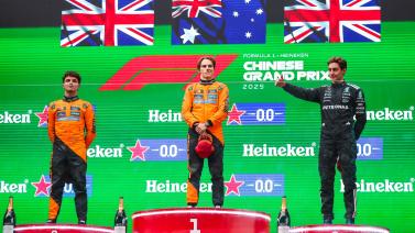 毫不讳言地 毫不讳言地